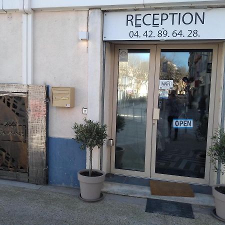 Hotel Renaissance Martigues Kültér fotó