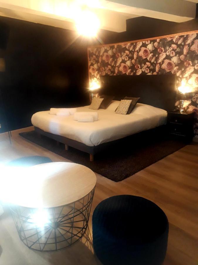 Hotel Renaissance Martigues Kültér fotó